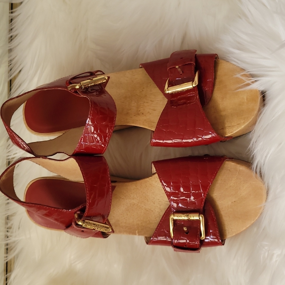 Vintage Michael Kors wooden heel